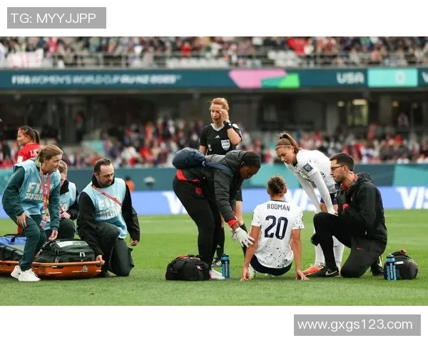 9月1日球星足球队震撼亮相 各路豪杰齐聚一堂争夺荣耀