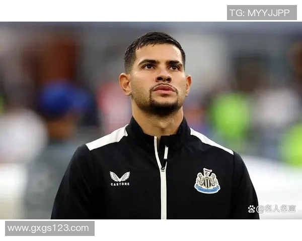 一位没有足球鞋的球星如何在赛场上创造传奇历史 一位没有足球鞋的球星如何在赛场上创造传奇历史