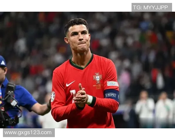 全球足球场上最帅的十位球星盘点他们的魅力与实力