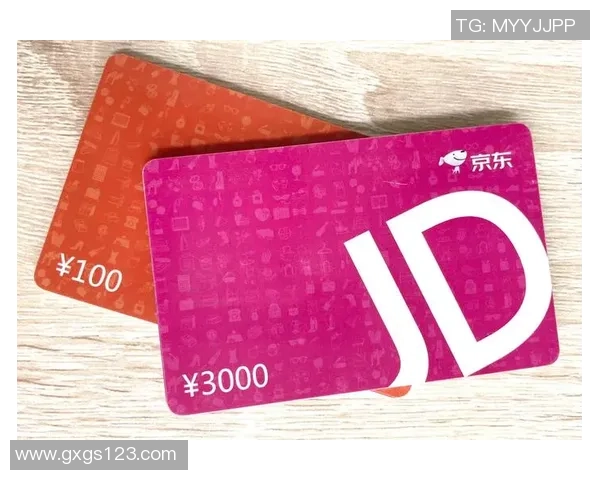 十元一盒足球星卡开盒惊喜 低价畅享明星球员收藏乐趣