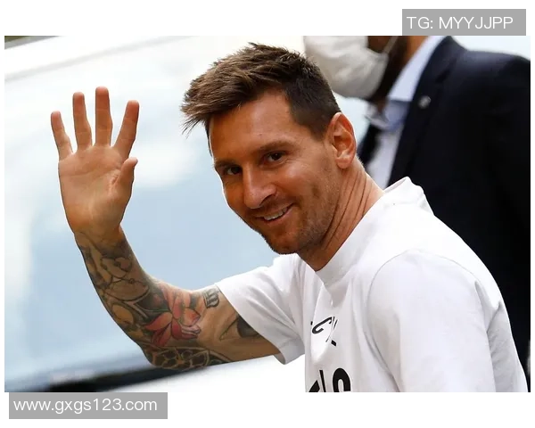 大圣足球球星卡收藏价值与球迷热情背后的独特魅力解析