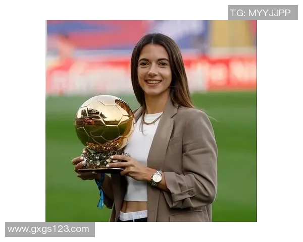 女足球博主跨国寻访球星背后故事探索女性视角下的足球文化